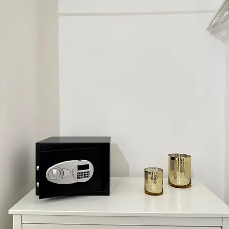 Maison M Boutique לינה וארוחת בוקר 3*
