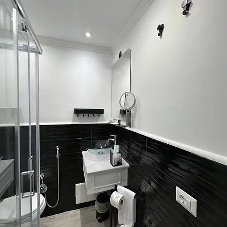 Frühstückspension Maison M Boutique 3*